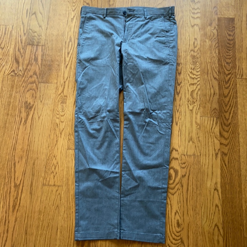 Uniqlo Men’s Gray Pants 85 cm from Ginza, Japan